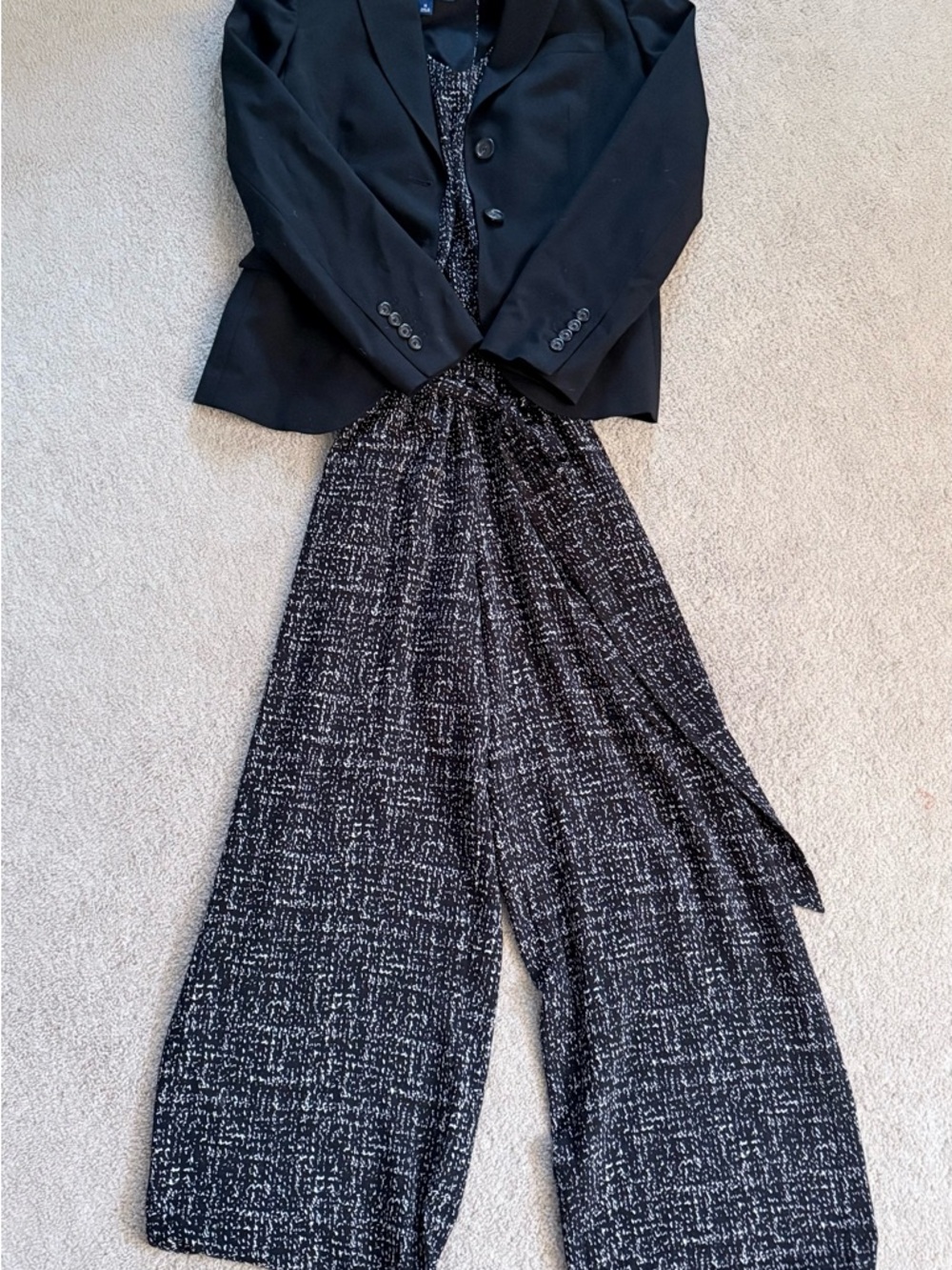 Great work outfit! Wide-Leg Jumpsuit with Banana Republic suit jacket